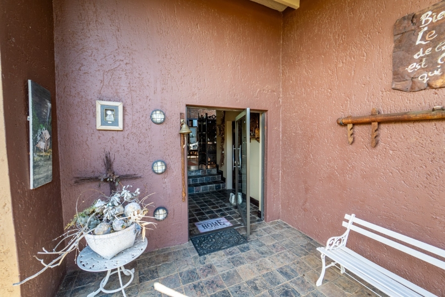 4 Bedroom Property for Sale in Woodland Hills Free State